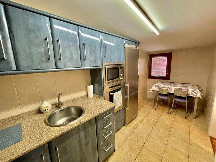 Andra Mari Etxea Apartamento En Parte Antigua Бермео Екстер'єр фото